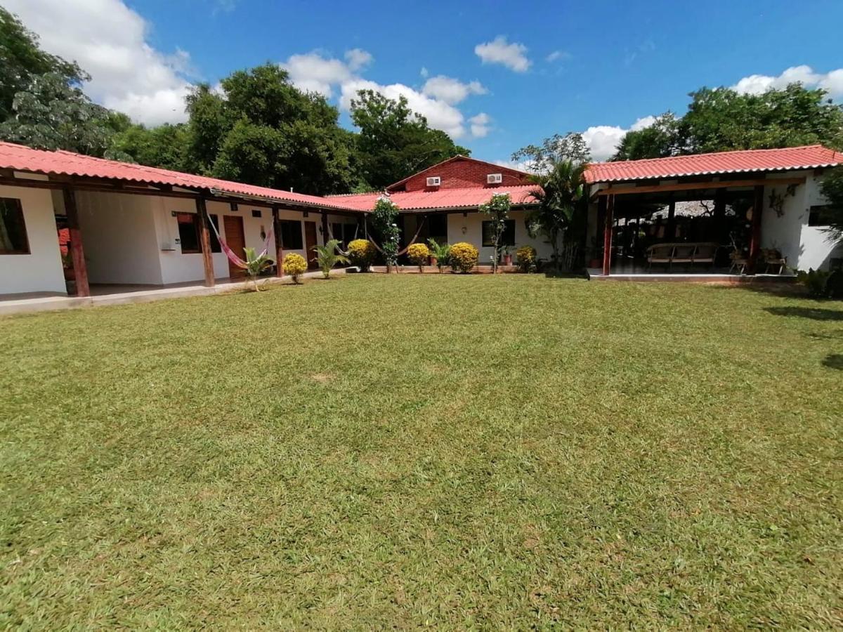 Rustico & Hotel Boutique Las Churapas Сан-Хосе-де-Чикитос Экстерьер фото